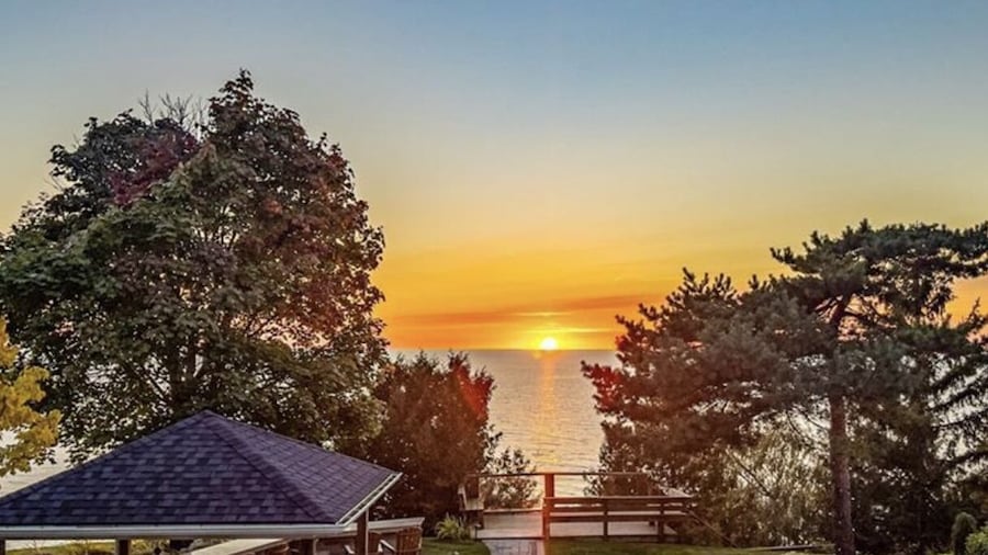 The Brentwood Waterfront Retreat