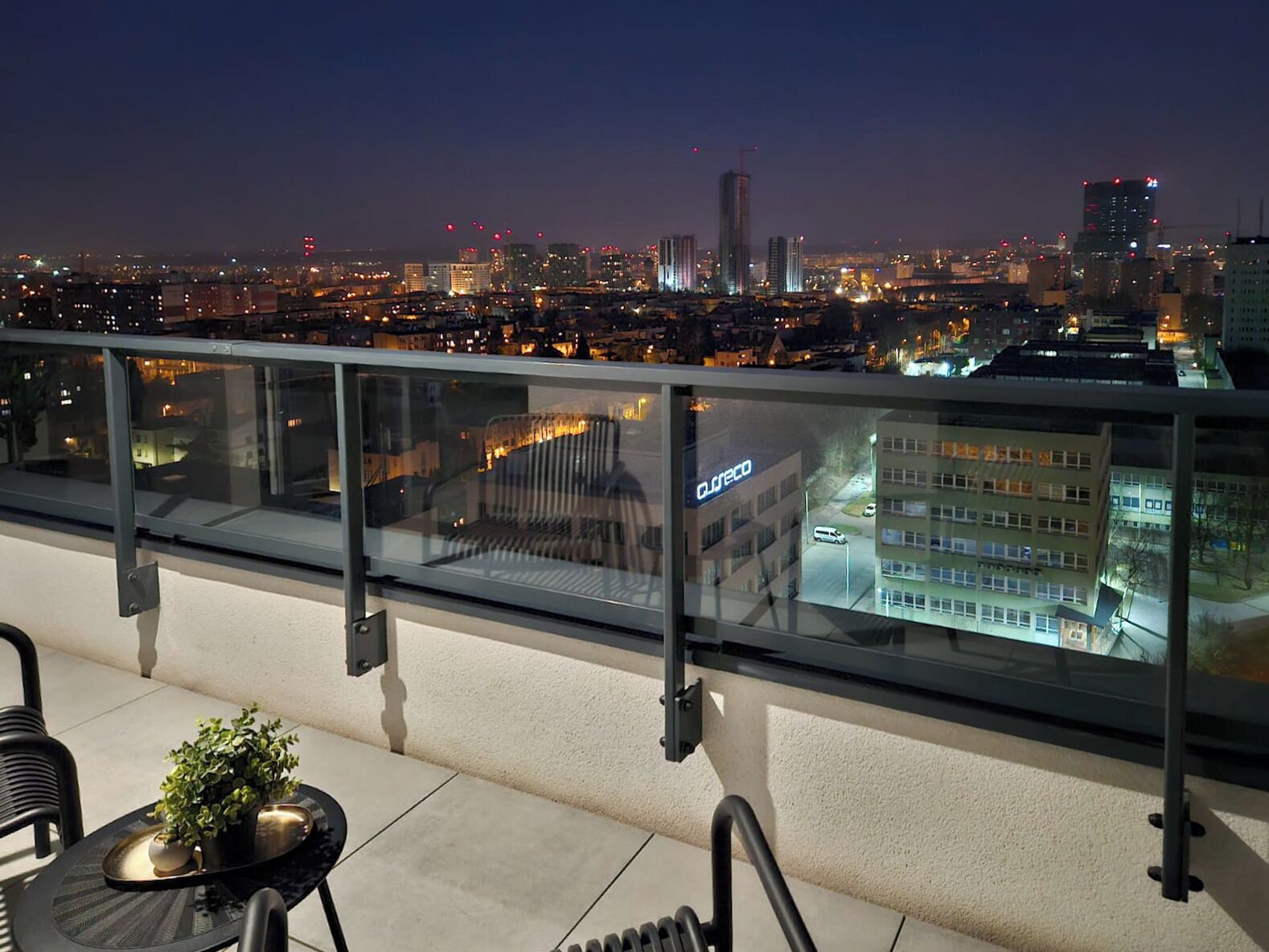 Appartamento Luxury, balcone, vista città | Vista balcone