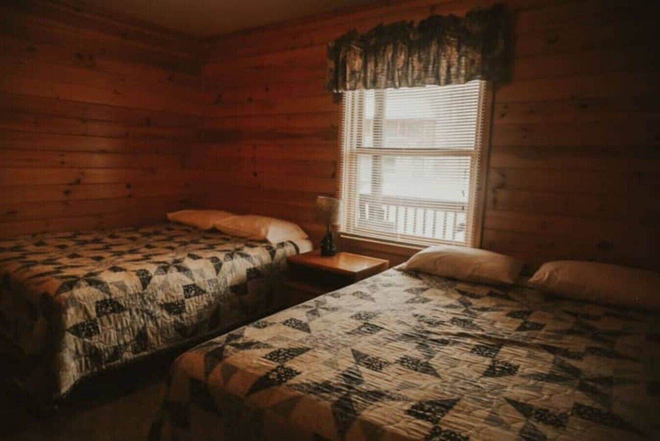 4 bedrooms, WiFi, bed sheets