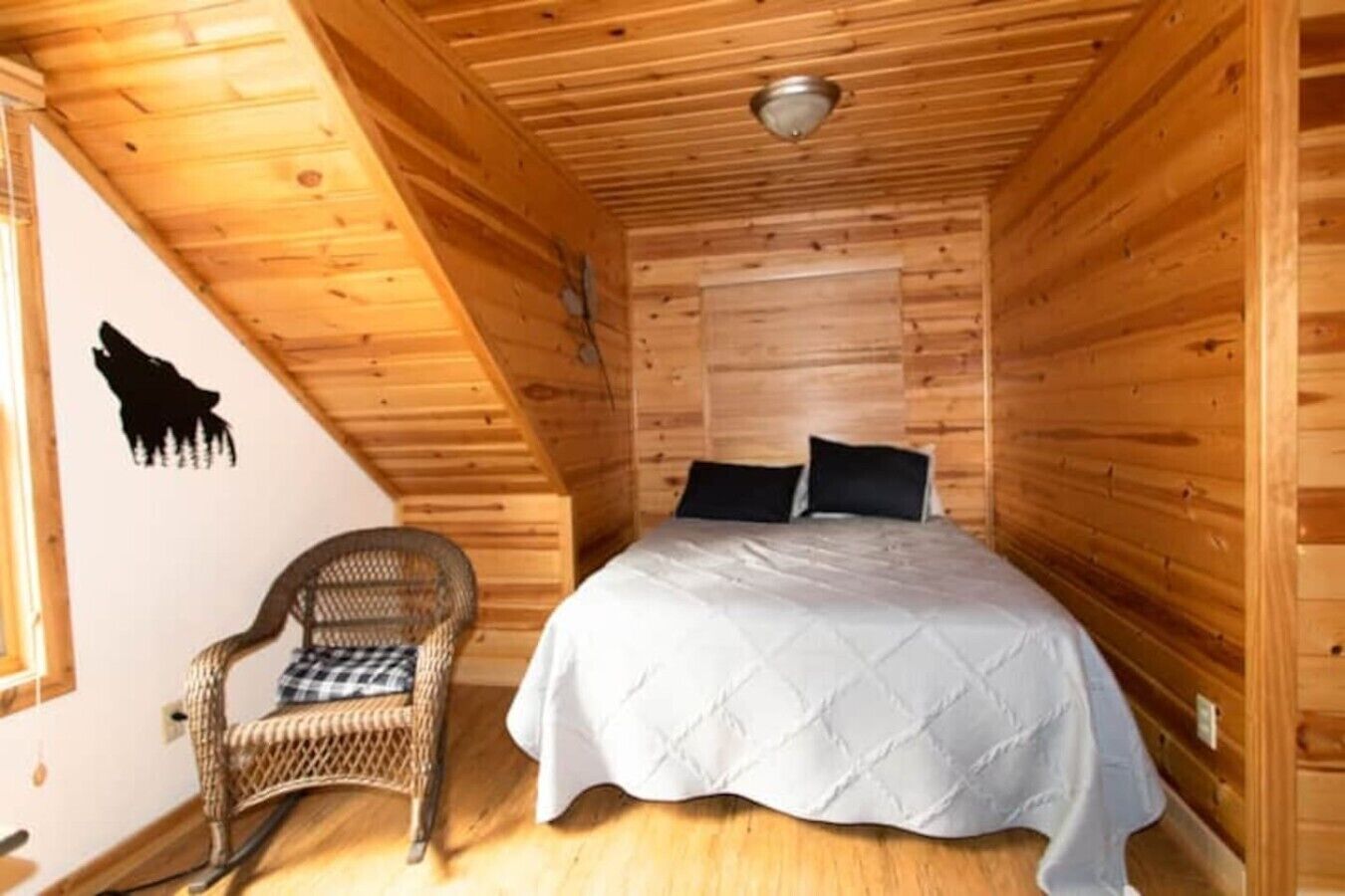3 bedrooms, WiFi, bed sheets