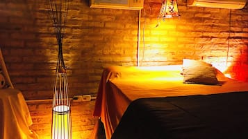 4 bedrooms, WiFi, bed sheets