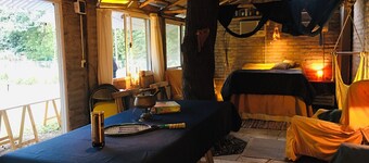 Beautiful country house for rest and meetings Equipped, comfortable and functional.