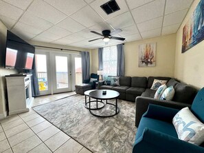 TV connectée, cheminée