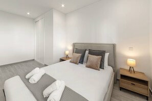 1 bedroom, iron/ironing board, travel crib, free WiFi