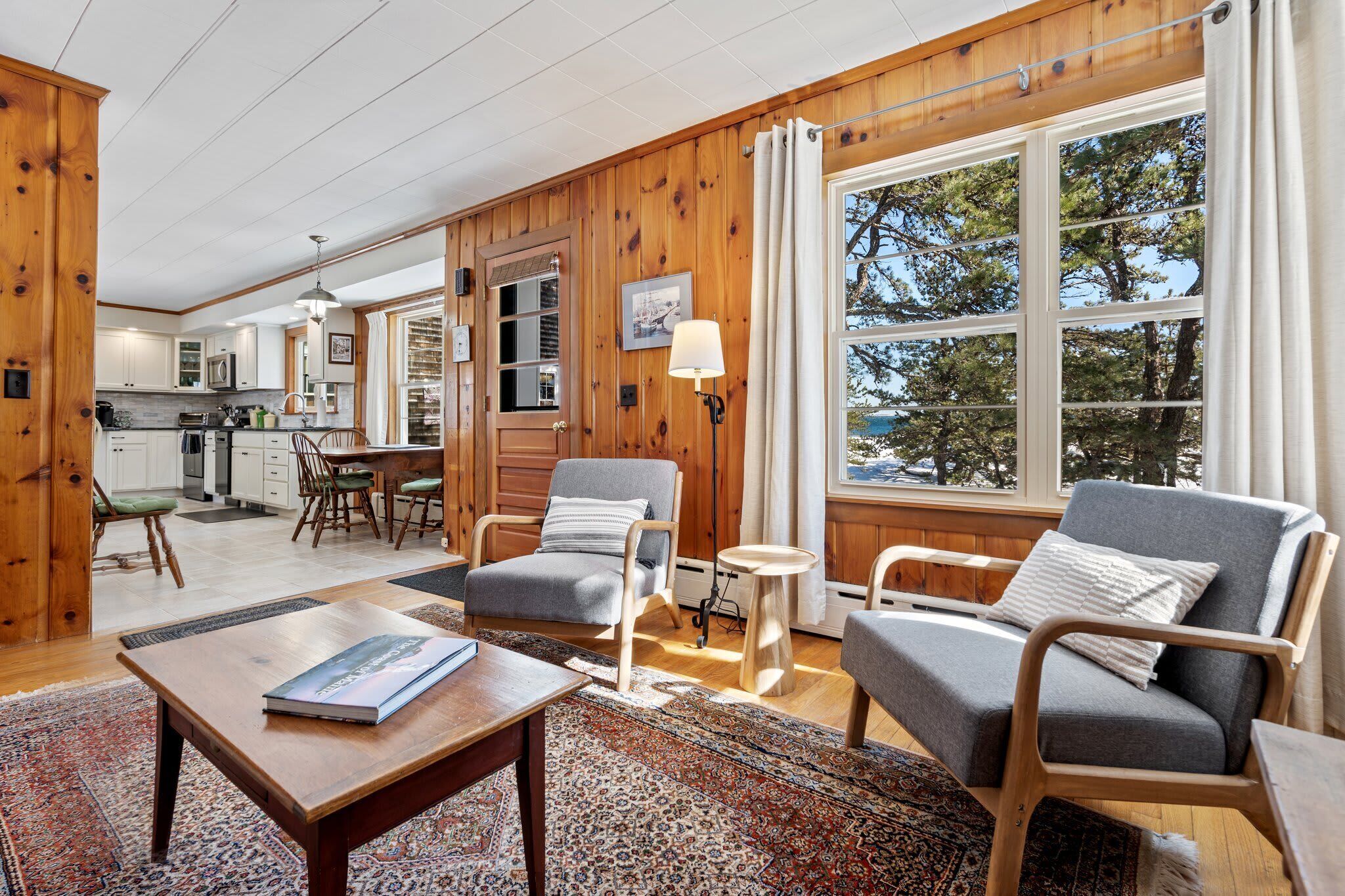 House, Multiple Beds, Kitchen, Ocean View (Bayview Beach Cottage) | Living area