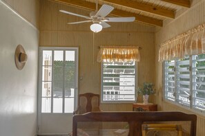 Interior - Nature's Lodge Escape (Sabana Grande)