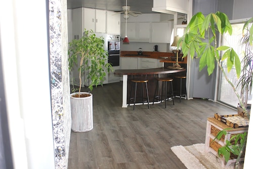  Attached casita in manufactured  home bright clean comfortable WiFi no pet fee