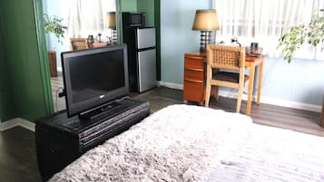 1 Schlafzimmer, Schreibtisch, Bügeleisen/Bügelbrett, kostenloses WLAN