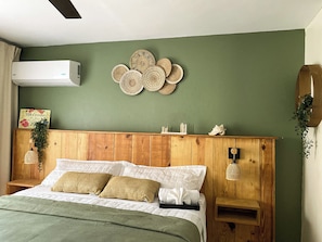 1 bedroom, desk, iron/ironing board, WiFi
