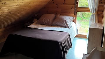 2 slaapkamers, een strijkplank/strijkijzer, wifi, beddengoed