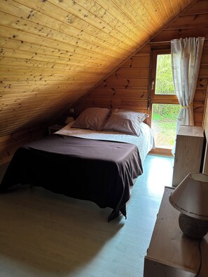2 bedrooms, iron/ironing board, WiFi, bed sheets - Quiet Finnish-style chalet with 11 ares of fully enclosed garden (Girmont-Val-d'Ajol)