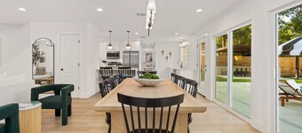 Resort Villa /Heated Pool /Pickleball