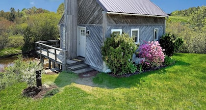 Bike, hike, kayak Acadia cottage