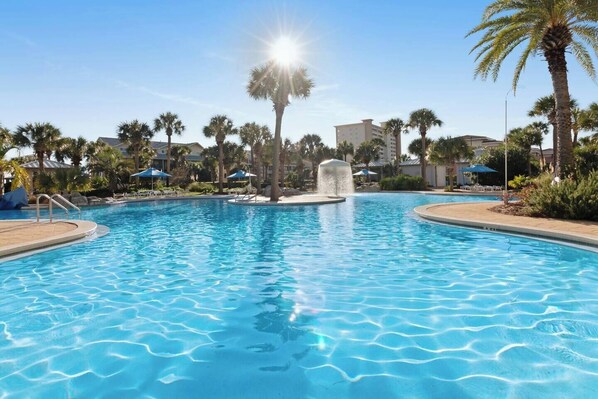 Piscine extérieure, piscine chauffée