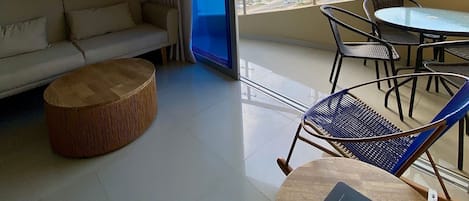 Apartment, 2 Bedrooms | Living area | 43-inch Smart TV with satellite channels