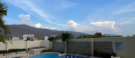 Alberca al aire libre