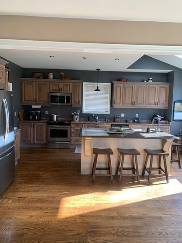 Executive Home in Alton available for Canadian Open Golf Tournament