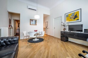 Imagen sin descripción, 5 de 20, botón