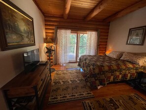 4 Schlafzimmer, Bügeleisen/Bügelbrett, kostenloses WLAN, Bettwäsche