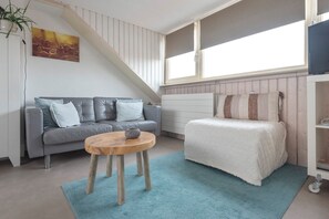 1 chambre, fer et planche à repasser, Wi-Fi, draps fournis