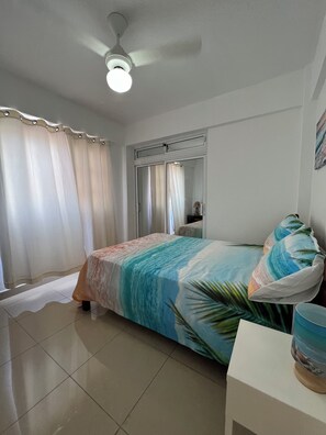 2 soverom, strykejern/-brett, wi-fi (inkludert) og sengetøy