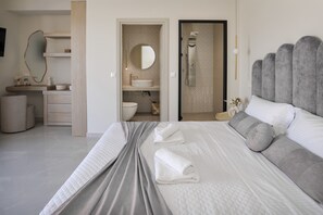 5 bedrooms, iron/ironing board, travel cot, free WiFi