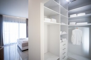 3 chambres, fer et planche à repasser, lit parapluie, Wi-Fi gratuit