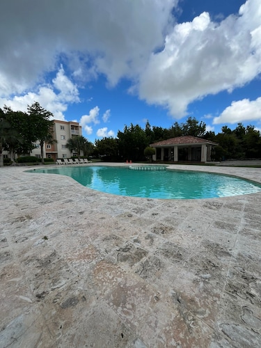 Modern 2-bedroom condo Punta Cana with several amazing pools