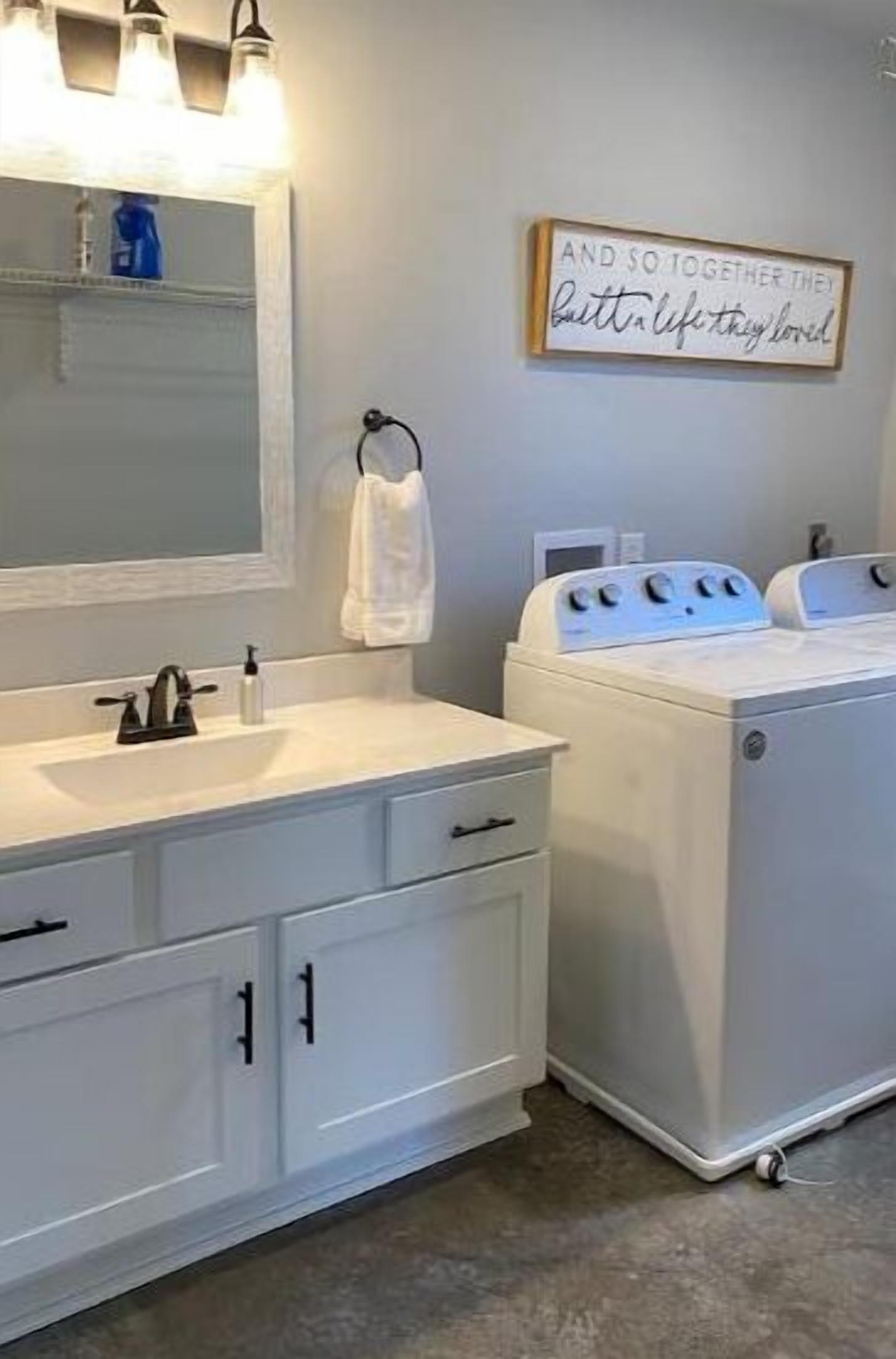 Toallas, jabón, papel higiénico