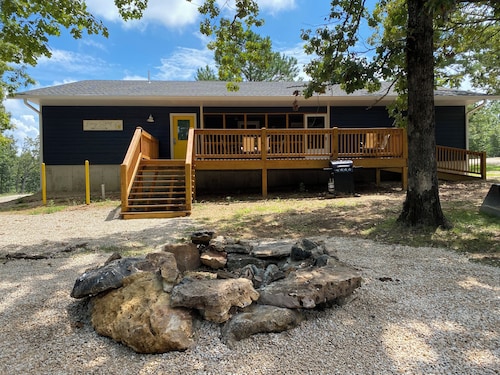 Easy Street Apartment