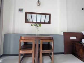 Comfort Double or Twin Room, Hill View | Select Comfort beds, free minibar items, in-room safe - Nildiya Cottages (Elpitiya)