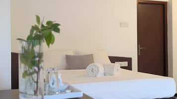 Comfort Double or Twin Room, Hill View | Select Comfort beds, free minibar items, in-room safe