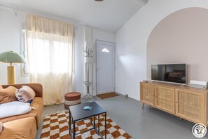 TV, offices