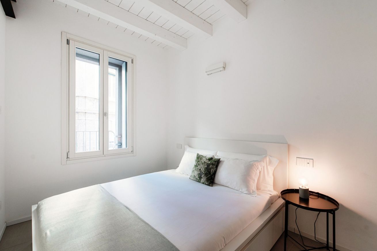 1 bedroom, iron/ironing board, bed sheets