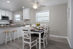 Dining - 2 Kitchens, 2 Living Rooms, Sleeps 10 (Surf City)