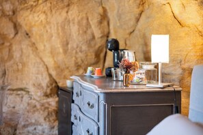 Interior - The Troglodyte cave Suite (VITRAC)