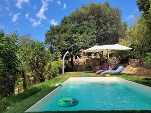 Pool - The Troglodyte cave Suite (VITRAC)