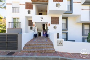 Exterior detail - El Lago | Pool - terrace - golf (Benahavís)