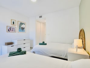Room - El Lago | Pool - Terrace - Golf (Benahavís)