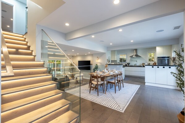 Interior - Casa Estrella by Oraklus (Los Angeles)