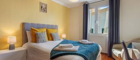 2 habitaciones, tabla de planchar con plancha y wifi gratis