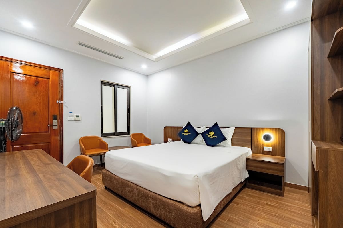 Habitación básica doble | Ropa de cama de alta calidad y camas con efecto memoria