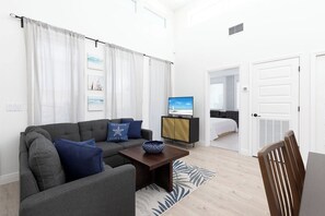 Unclassified image, 5 of 24, button