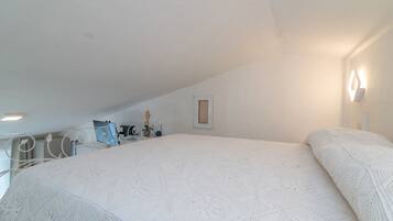 1 camera, ferro/asse da stiro, Wi-Fi gratuito, lenzuola