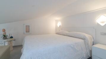 1 chambre, fer et planche Ă repasser, Wi-Fi gratuit, draps fournis