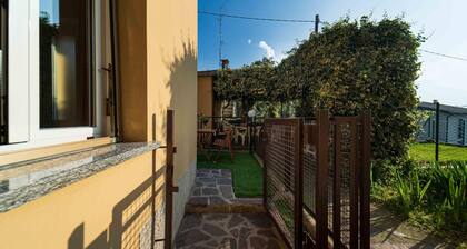 Appartement "Moonlight - Lecco Getaway" avec jardin privé et Wi-Fi