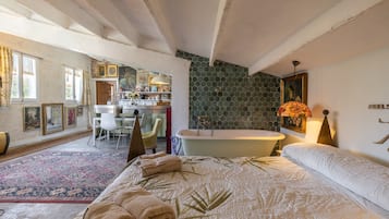 2 habitaciones, wifi gratis y ropa de cama