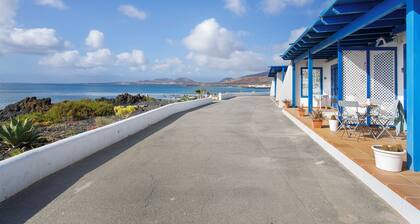 Ferienhaus 'Los Morros' mit Meerblick, privater Terrasse und Wi-Fi