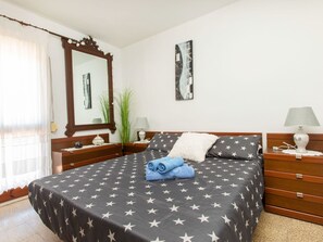 3 bedrooms, Internet