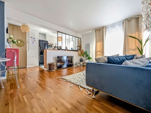 Chic and comfortable apartment with parking